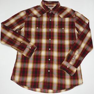 men’s Urban Pipeline long sleeve button down